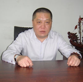 胡忠達